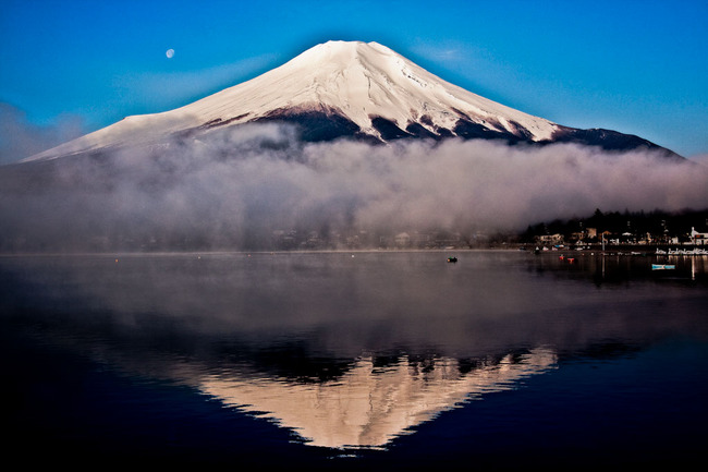 山中湖の白鳥と富士 10050210.jpg