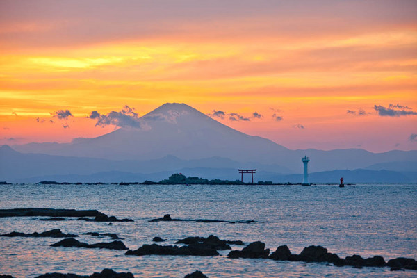 森戸海岸からの輝く富士 11030559.jpg
