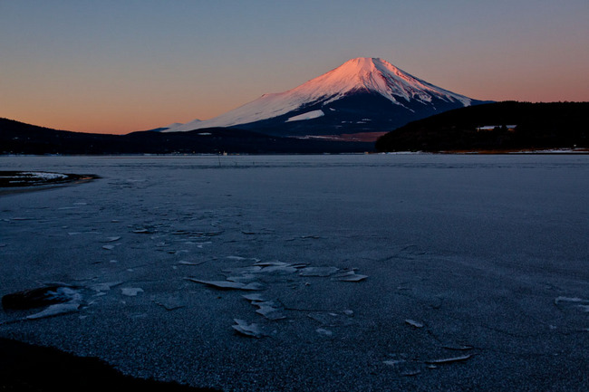 氷の平野の富士山 10011712.jpg