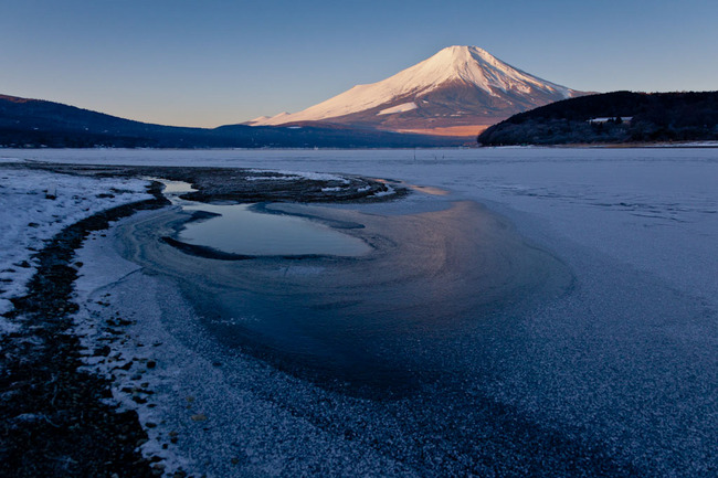 氷の平野の富士山 10011737.jpg